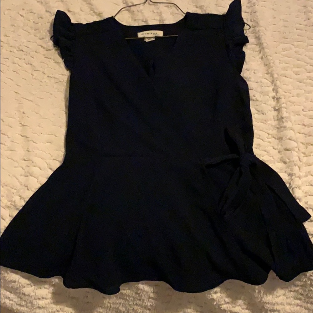 Navy blue v cute blouse
